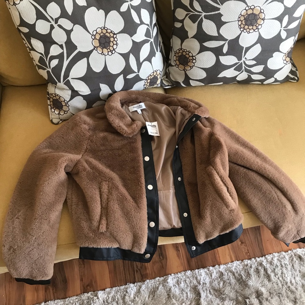 Coat - Picture 2 of 2